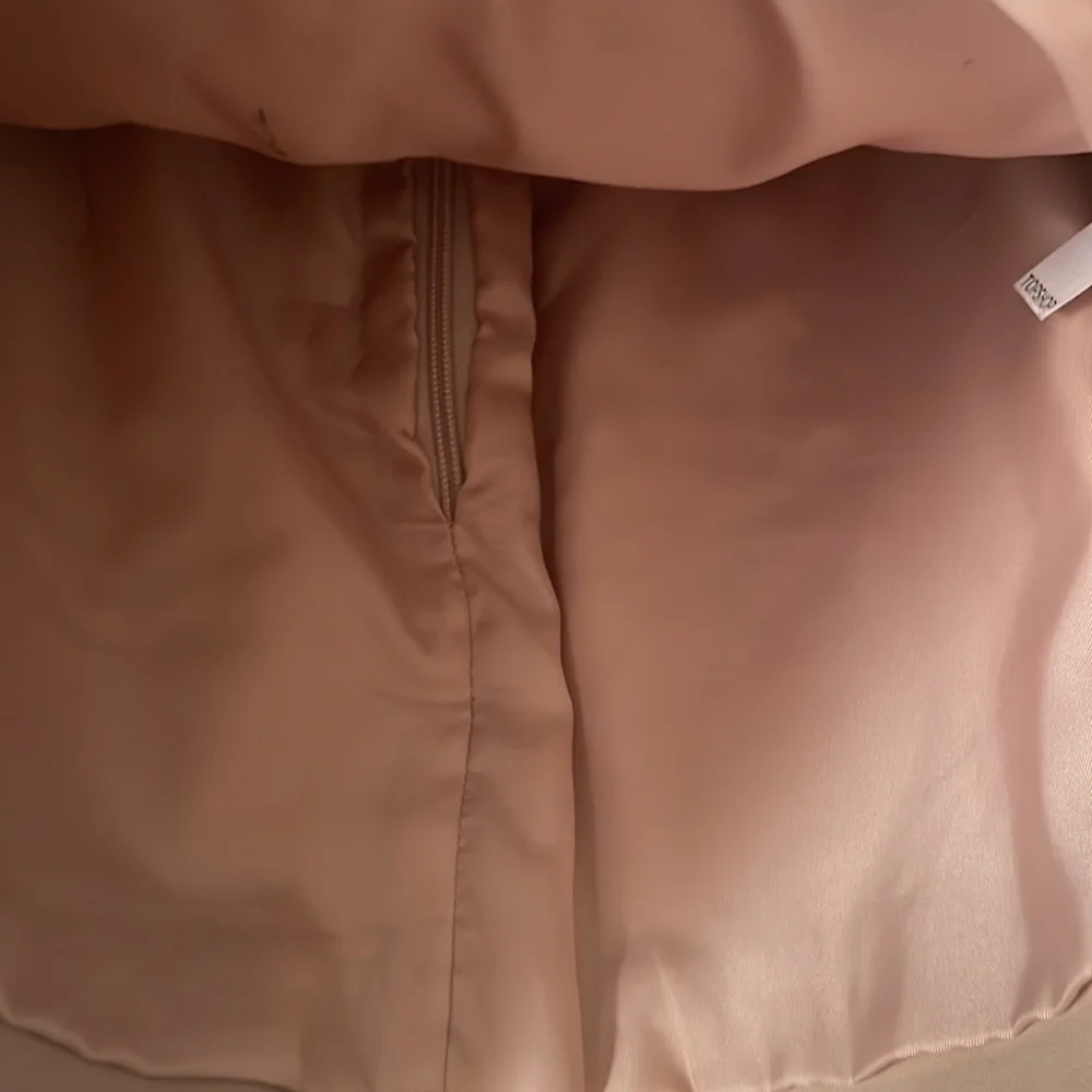 TopShop Leather Nude Skirt - Picture 3 of 6